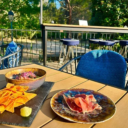 Les Restanques Vue 3 3121 *